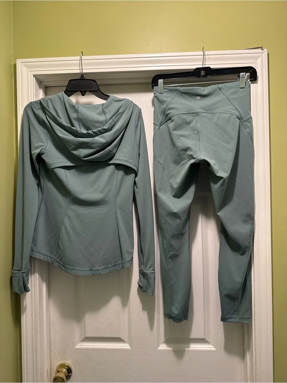 Lululemon Define Hoodie Jacket Nulu + Train Times 7/8 Legging Set size 8